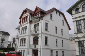 Villa Medici, Ahlbeck - seitlicher Meerblick